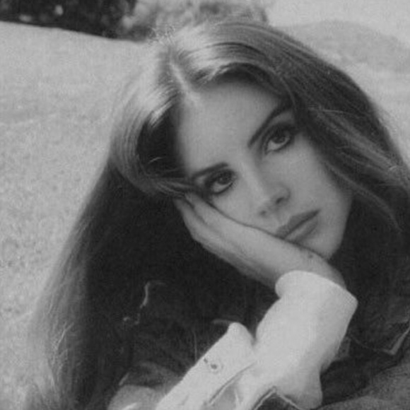 Meet Your Posher! - Picture 10 of 12